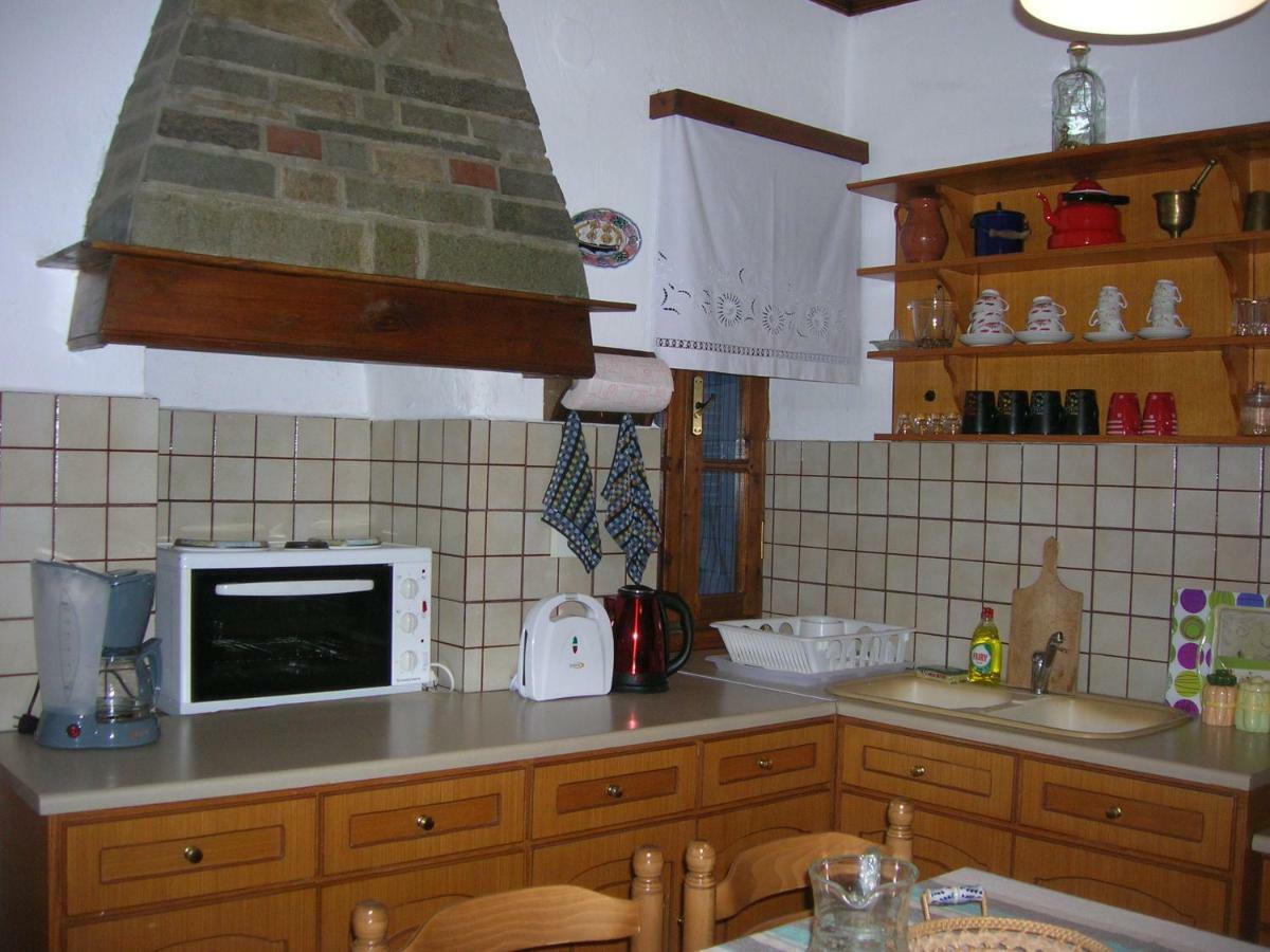 Athina'S House Pension Skala Sotiros Buitenkant foto